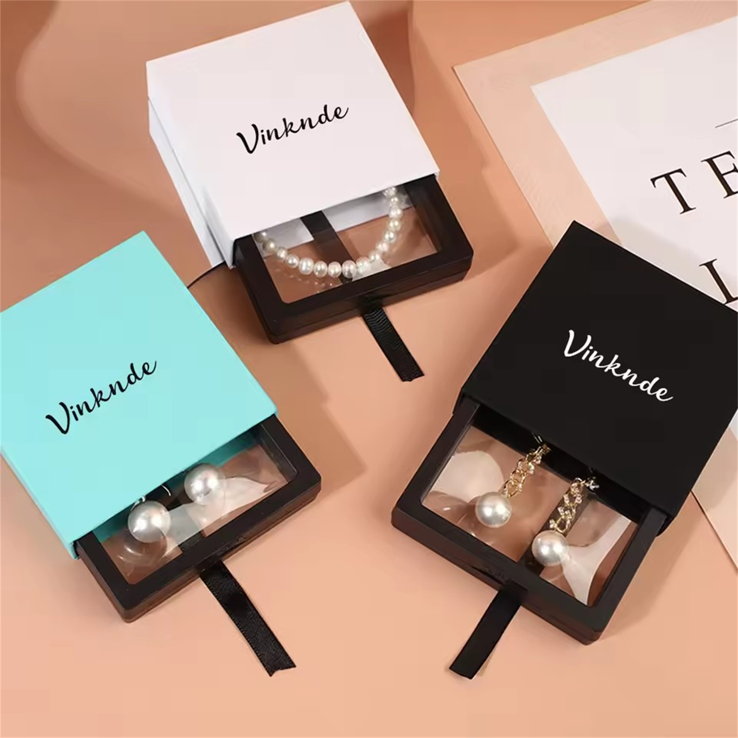 ‌ Pudełko ekspozycyjne na biżu – Luxury Watch Boutique recenzja i cena