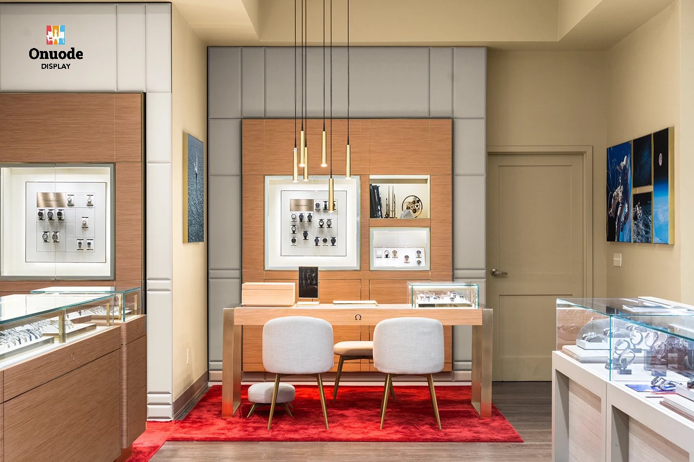 Wyświetlacz do sklepu z luksus – Luxury Watch Boutique recenzja i cena
