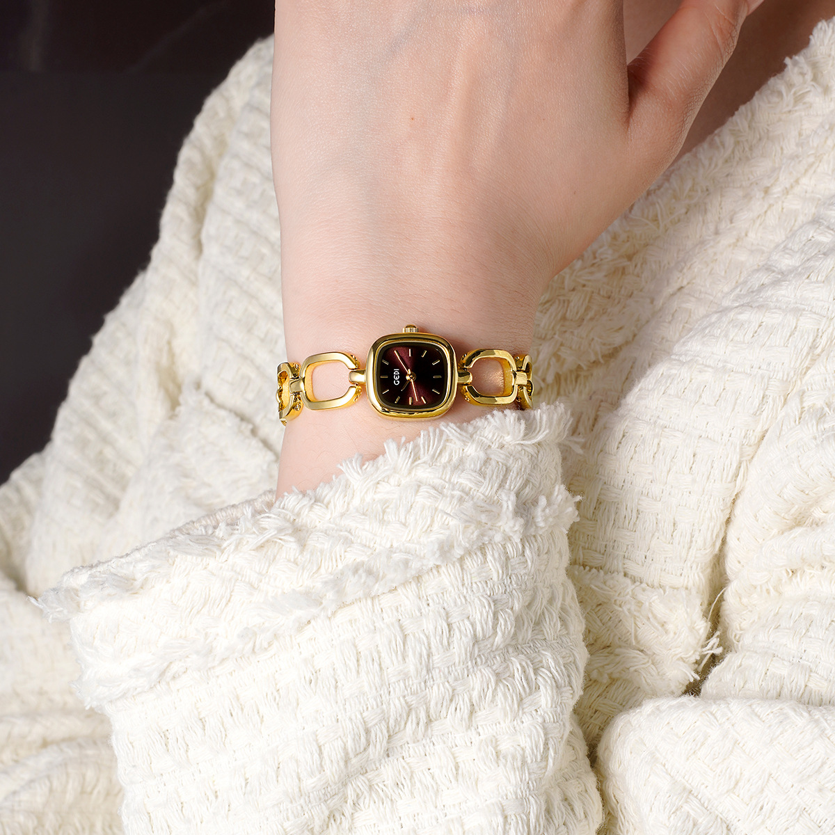 Zegarki damskie marki GEDI, le – Luxury Watch Brand List recenzja i cena