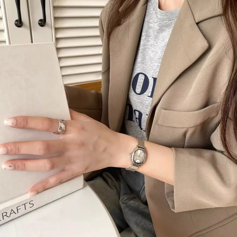 Mała owalna tarcza Zielony zeg – Luxury Watch For Sale recenzja i cena