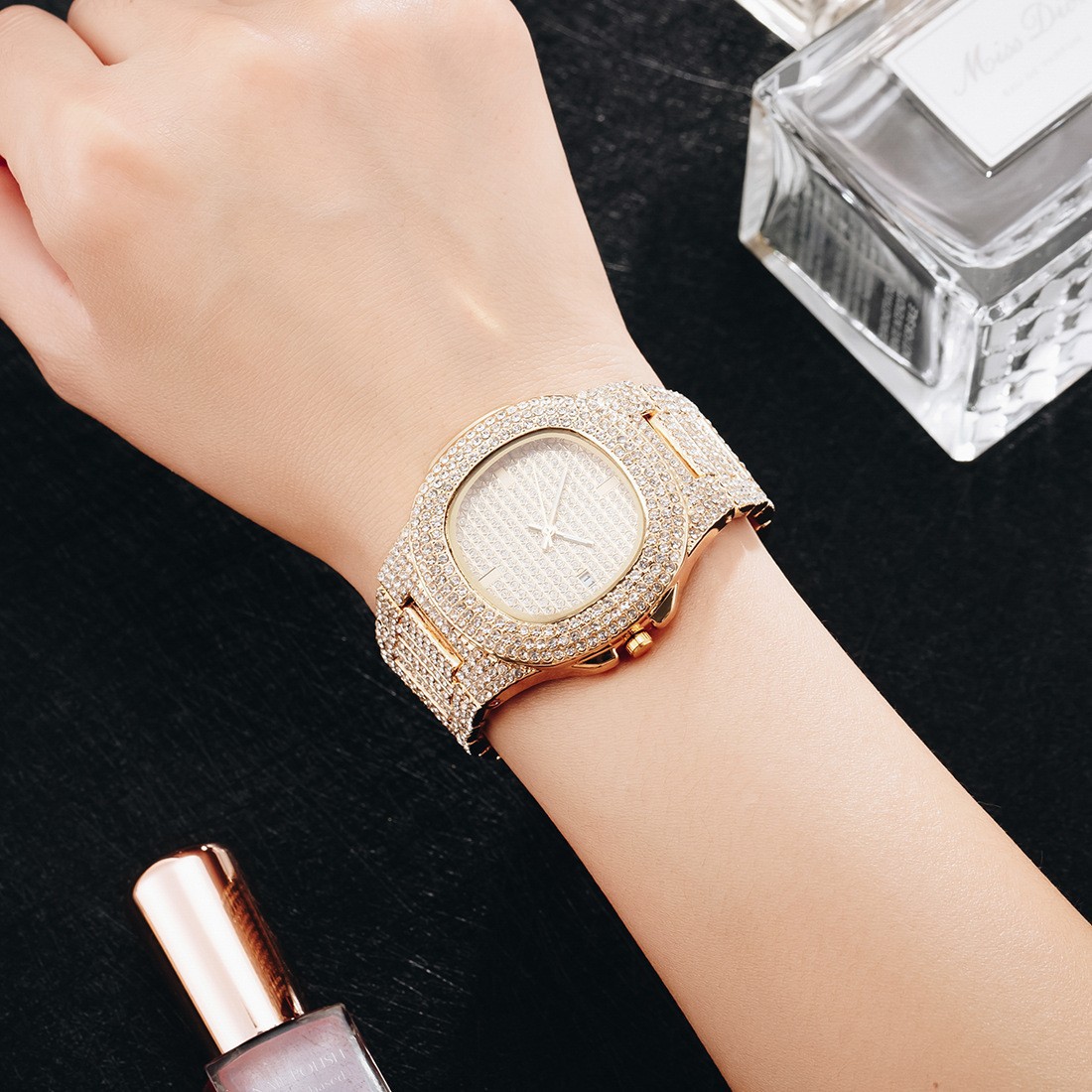 Nowy, modny męski zegarek z pe – Luxury Watch Trading recenzja i cena